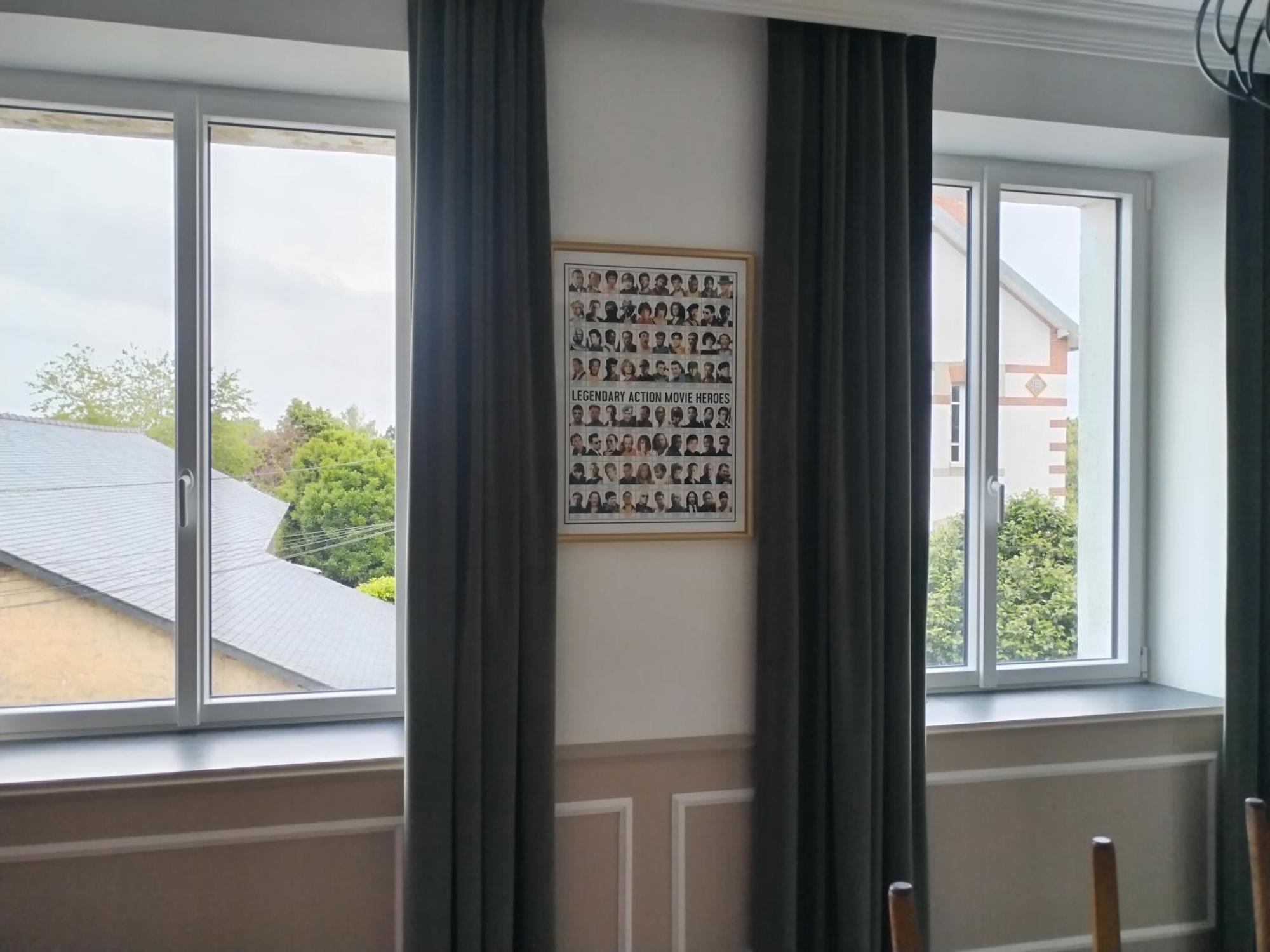 Le Familia Apartment Guer Екстериор снимка