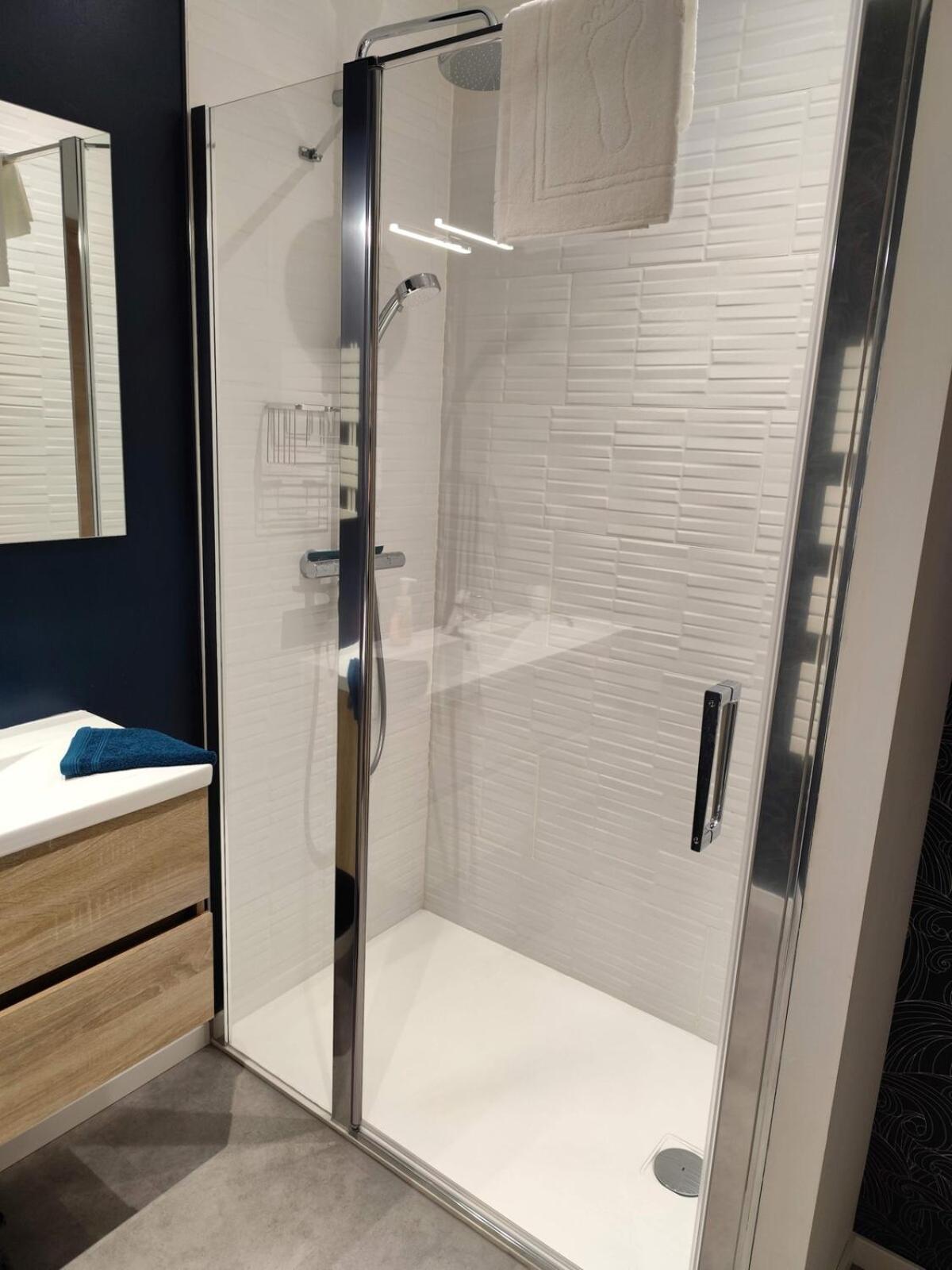 Le Familia Apartment Guer Екстериор снимка